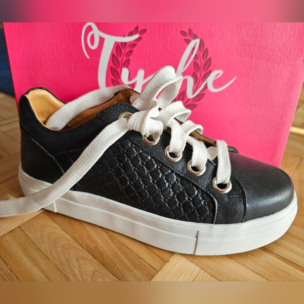 Black Quilted Sneakers with White Laces